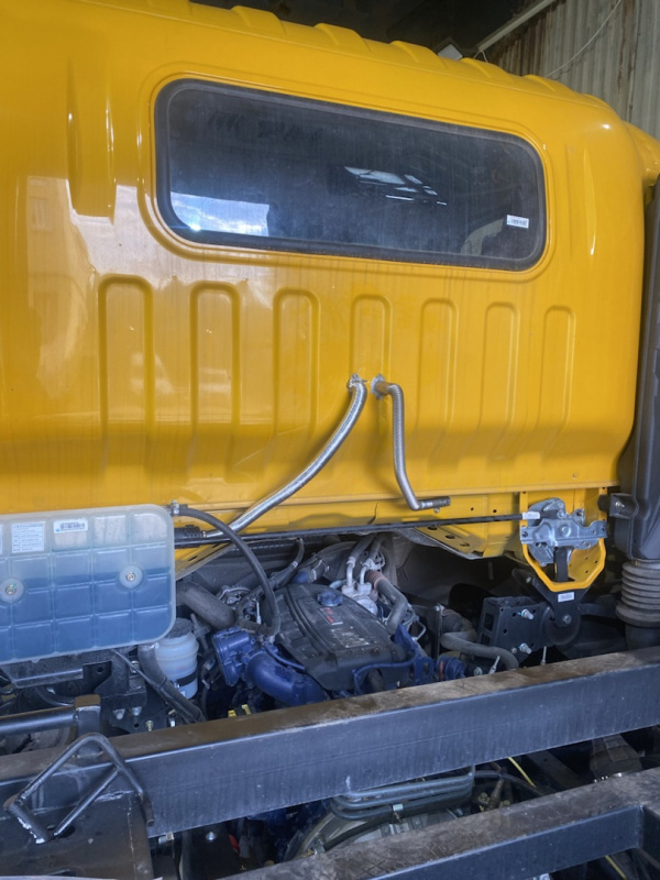 Монтаж отопителя, предпускового подогревателя и ДУТ на HOWO T3